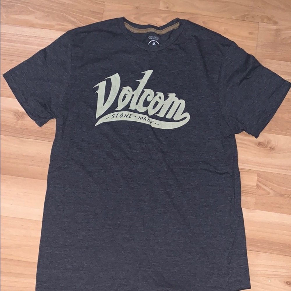 Volcom tee